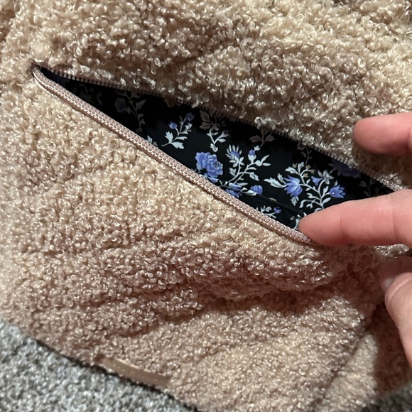 Vera Bradley Beige Quilted Backpack - Picture 8 of 8